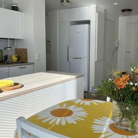 Апартаменты Bright By The Sea *