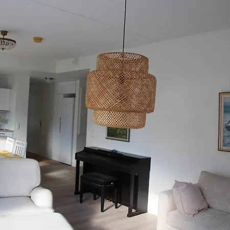 Apartment Bright By The Sea *